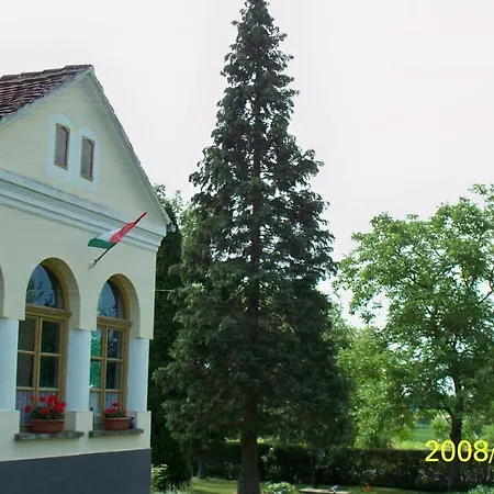 アパート Molnarporta *