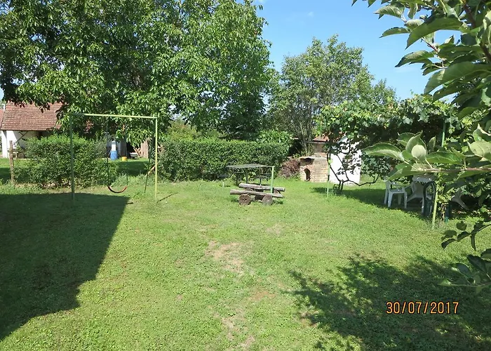Molnarporta *